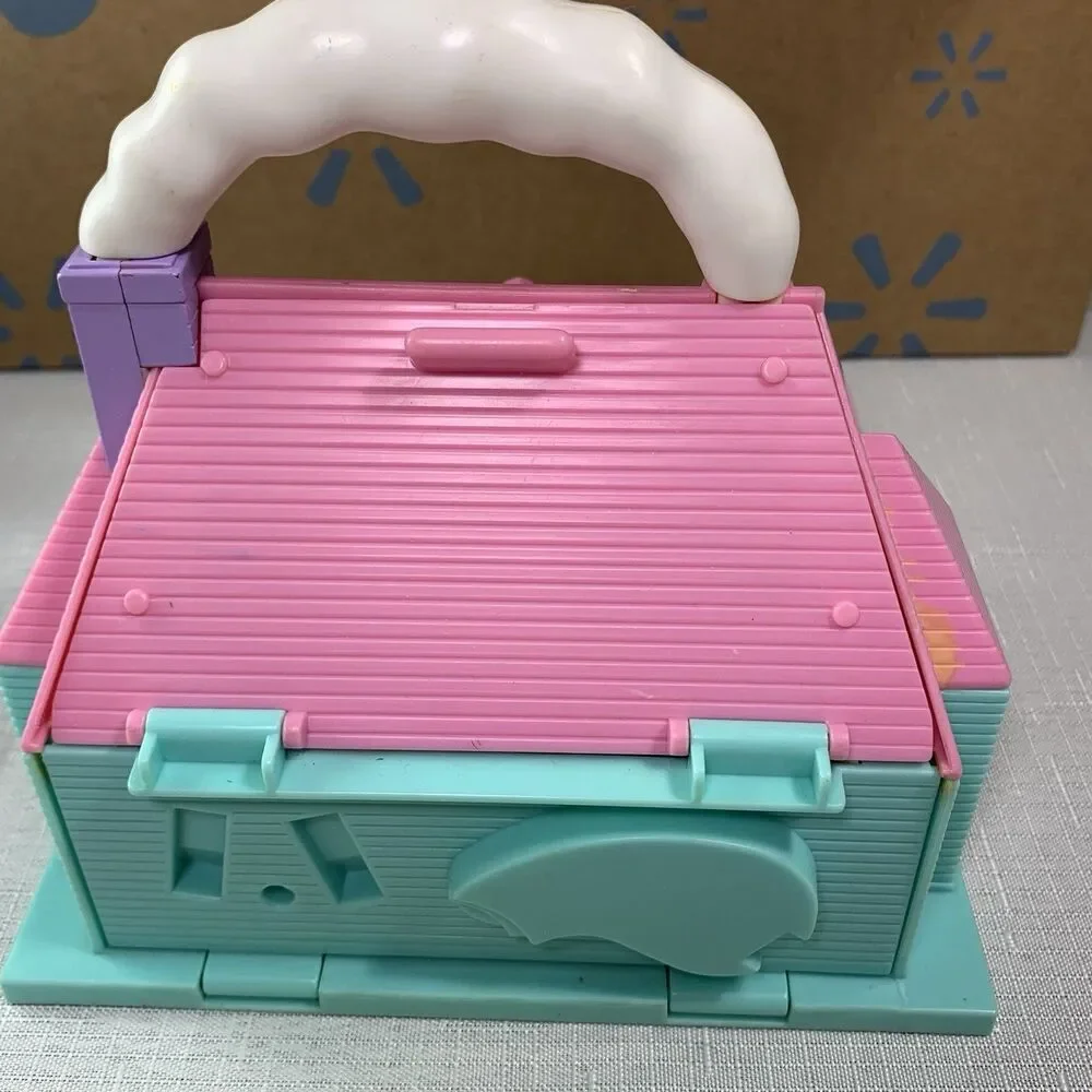Blue Box Toys Tiny Dream Carry Along Mini Dollhouse Some Furniture 1990s